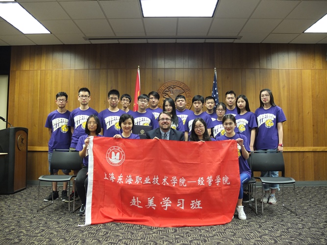 1经管学院.jpg