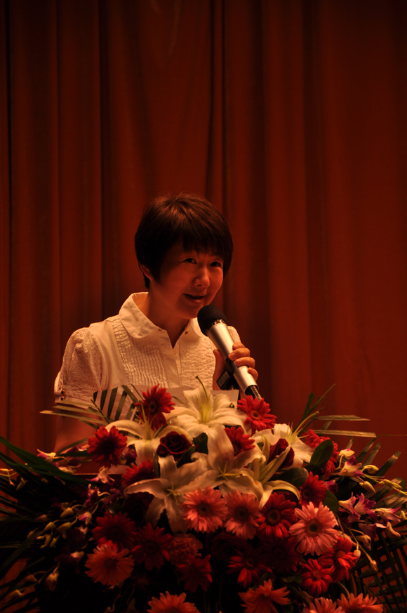 6.毕业生家长代表发言.JPG