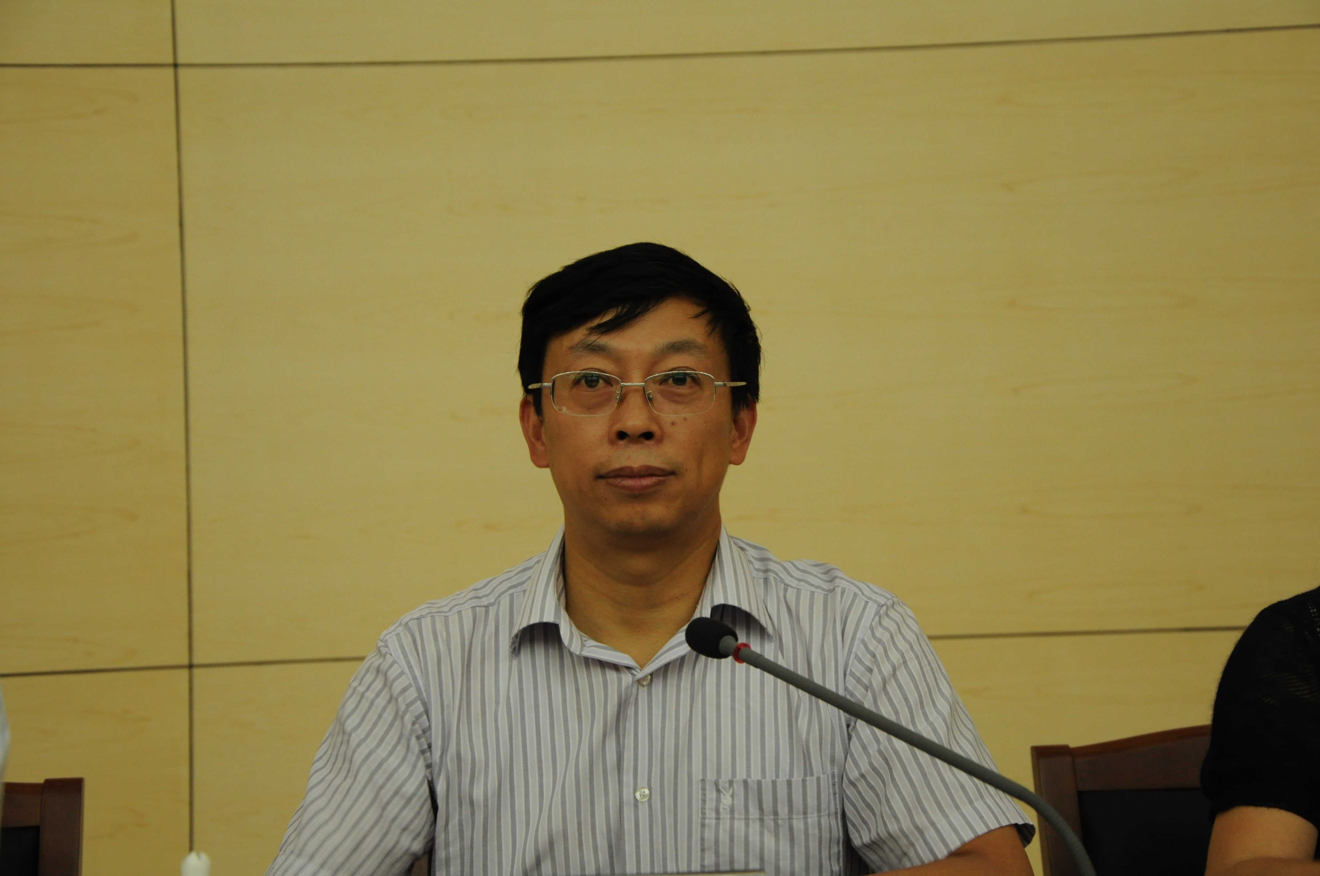 新葡的京集团350vip8888官网院长黄宝凤教授讲话