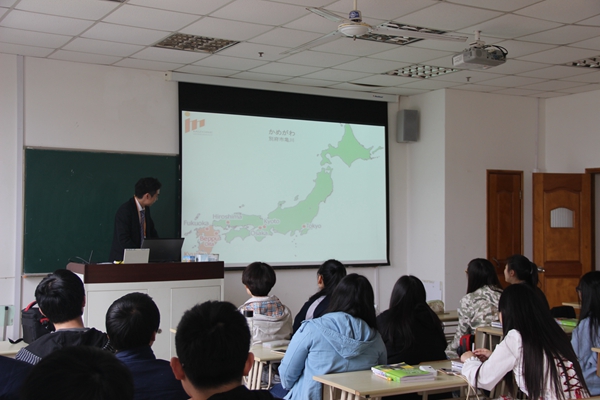 沟部学园渕上裕賢老师来best365交流访问4.jpg