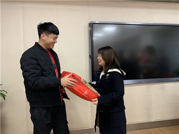 fff388a3e591758bd415a731e50bed8_副本.jpg