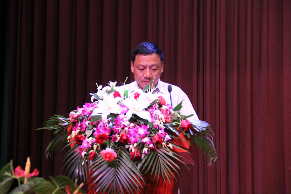 4.毕业生家长代表发言.JPG