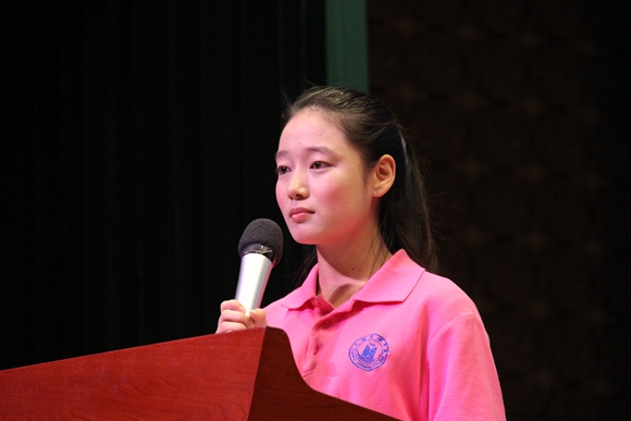 4.商贸学院国贸131班郑溢涵代表best365参赛.JPG