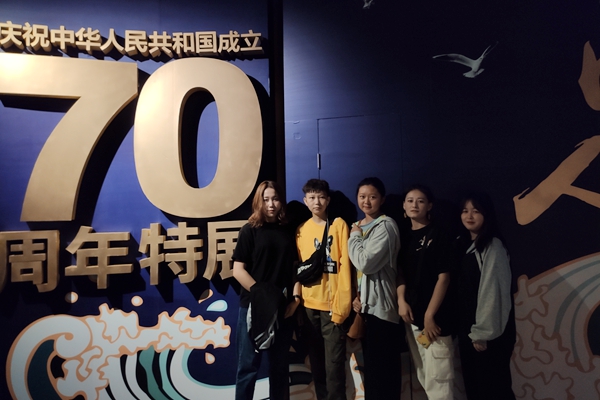 微信图片_20191004095031_副本.jpg